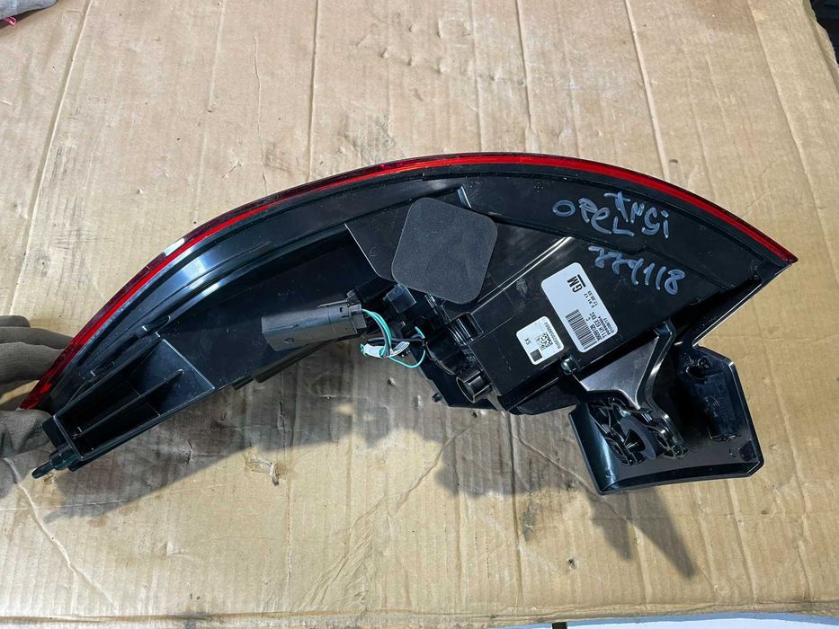 Стоп Заден Ляв 39099128 Opel Insignia B