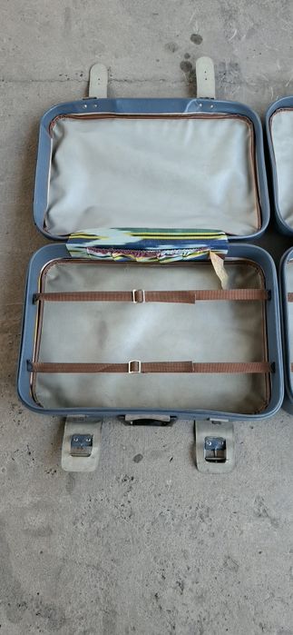 Чемоданы 2шт производства Алма-Ата