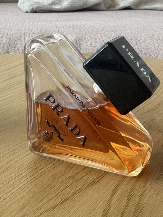 Продавам козметика, която не използвам Bobbi Brown, Prada, Vichy, DKNY