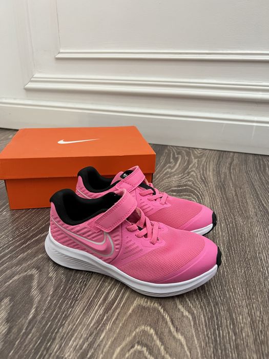 Новые Детские кроссовки от Nike