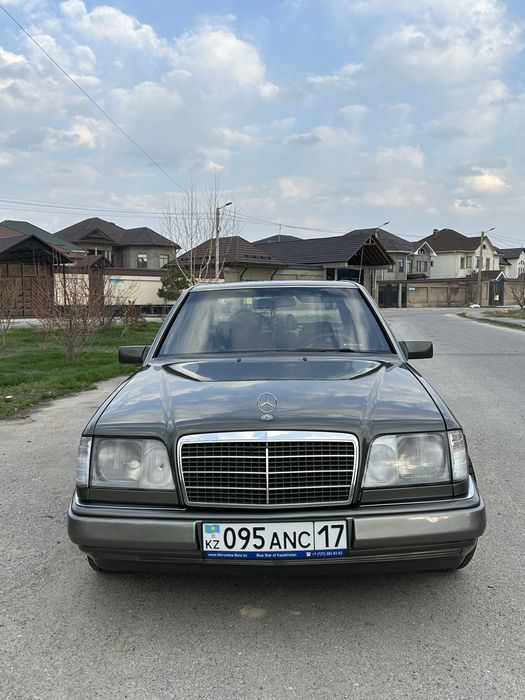 Легендарный мерседес 124 кузов