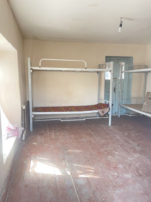 Продоется двух ярустгый кроват