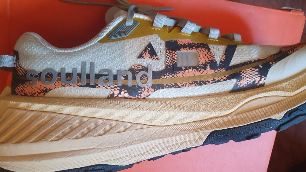 Кроссовки LiNing