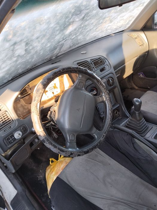 Mitsubishi galant v razbor