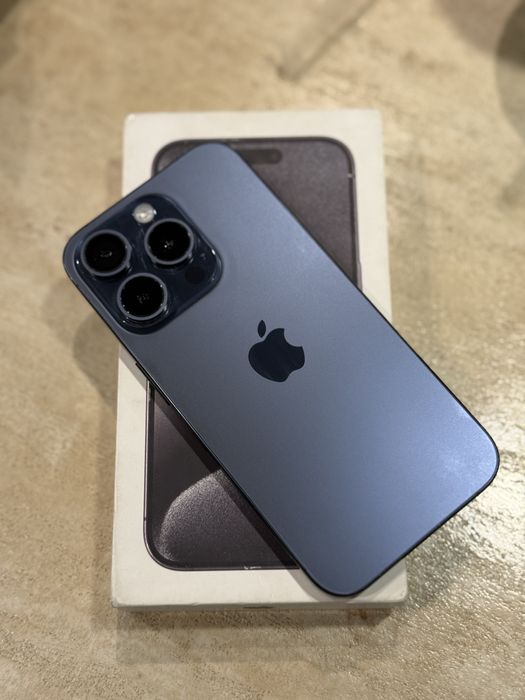 iPhone 15 Pro 93%Акб