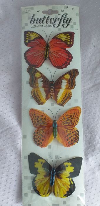 Продаю набор бабочек