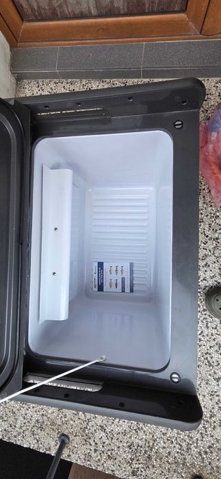 Kъмпинг хладилник  Газ 12v 220v