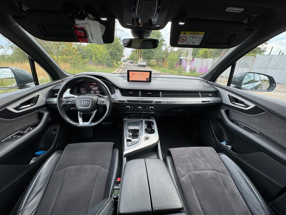 Audi q7 3.0  S line 7 locuri 2016 proprietar