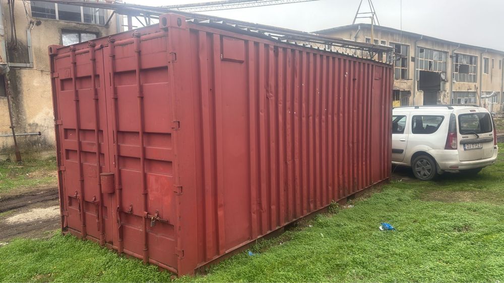 Container depozitare 2,5 x 2,5 x 6 m