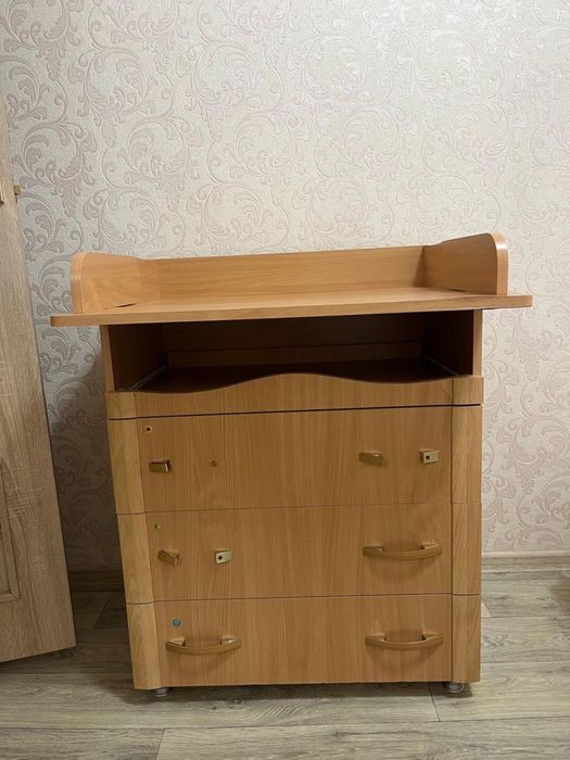 комод,с пеленальным столиком