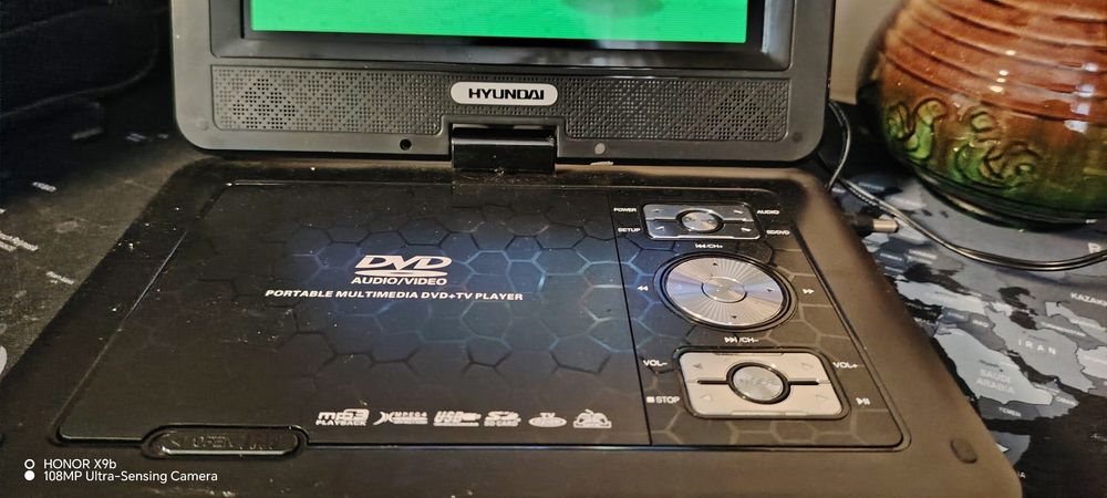 Портативный Dvd плеер