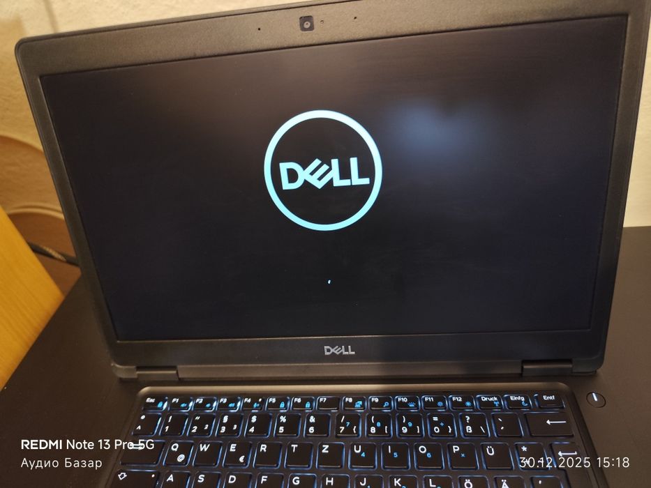 Продавам Dell Latitude 5491