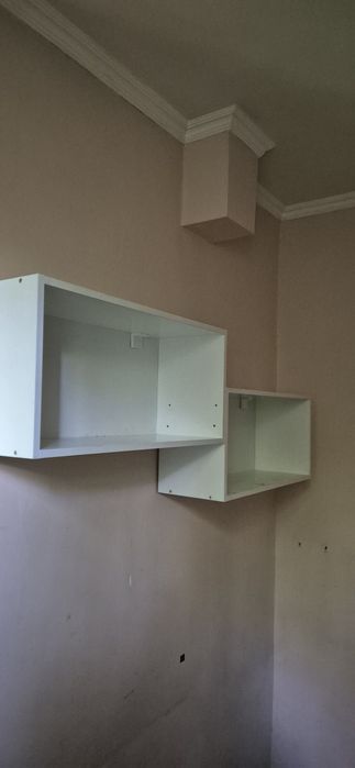 Продам полки книжные