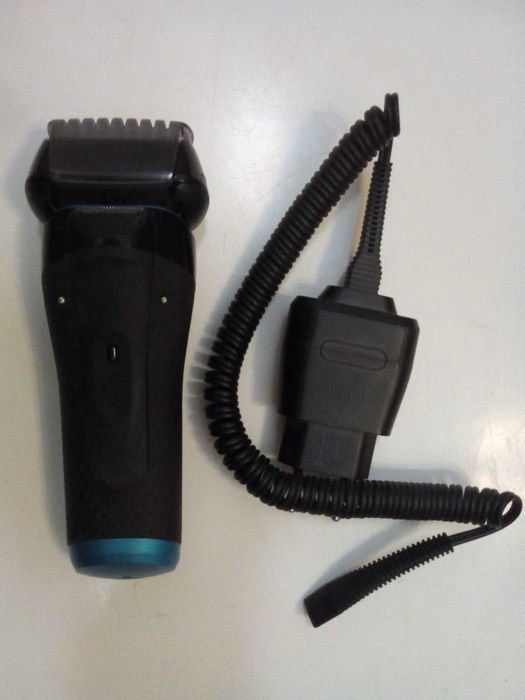 Aparat de ras Braun 5 series cu incarcator sau piese din el