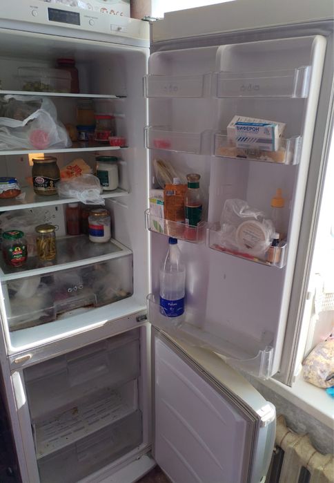 Продам холодильник