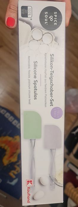 Козметика, бижута и др. - всичко по 5 лв.