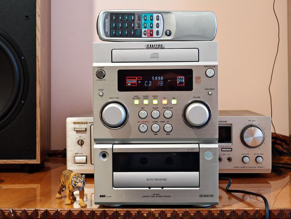 Aiwa XR-M10. Sistem audio top. Se vinde fără boxe. Preț fix !
