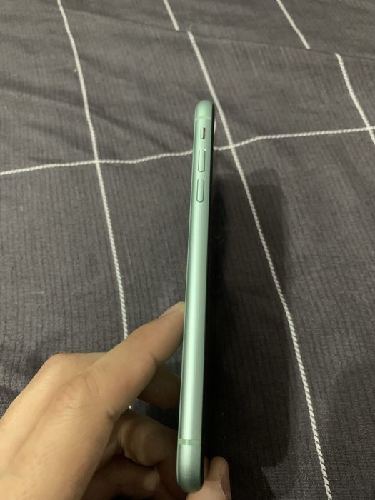 Продаю Iphone 11