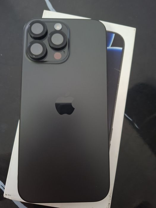 Продам айфон 16 про макс