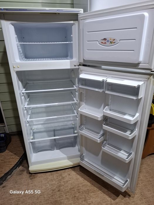 Продам холодильники