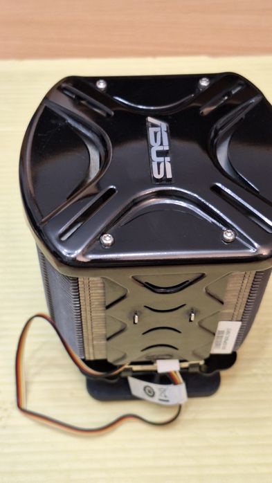 Cooler tower Asus pentru PC Desktop