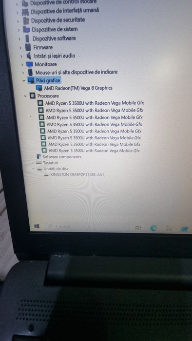 Laptop HP Ryzen5 8g ram ssd128 gb