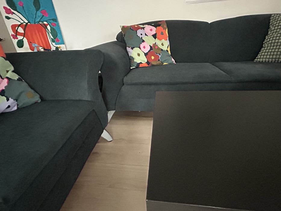 Диван: 3 броя в зелено