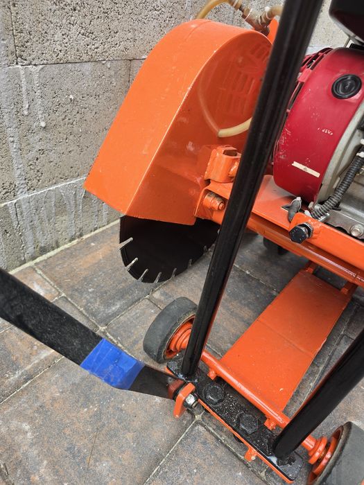 Masina de taiat asfalt beton Norton Clipper C51