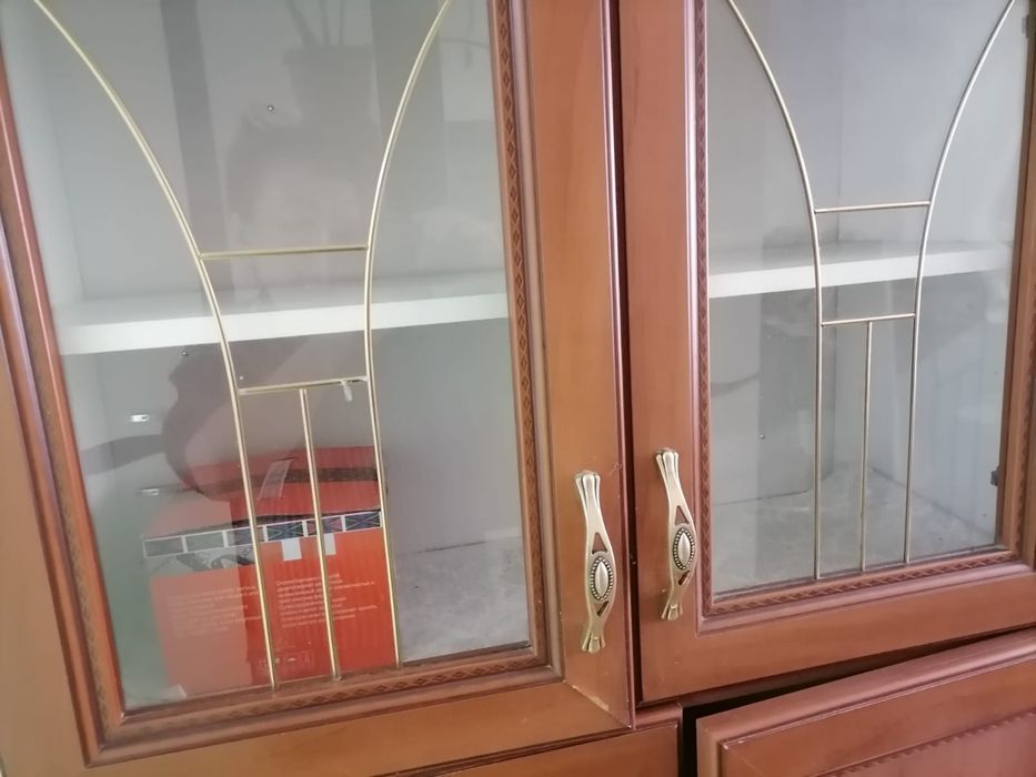 Продам кухонные навесные шкафы