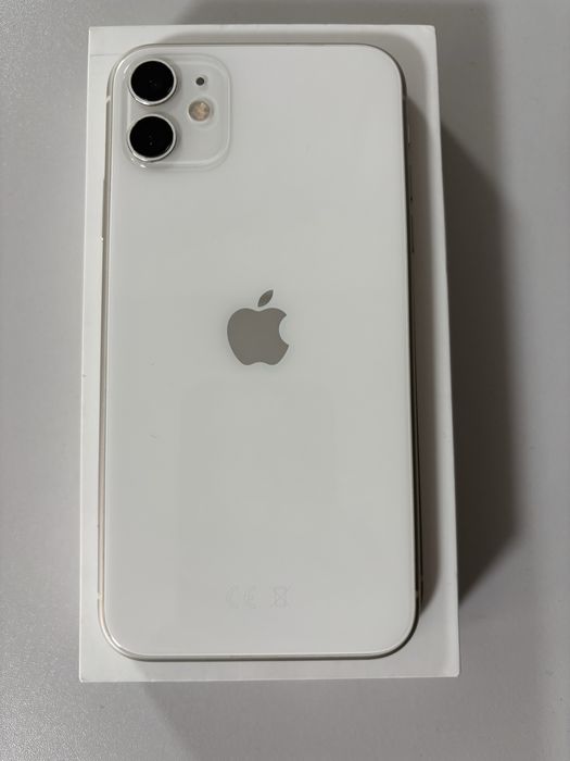 Продаю iphone 11/64GB в идеальном состоянии.