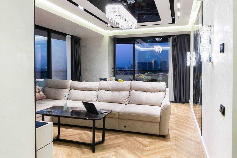 Премиум квартира в U-tower с шикарным панорамным видом на город