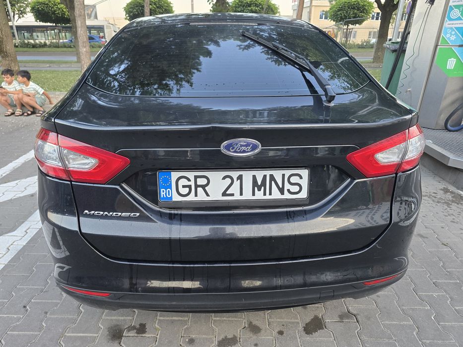 FORD Mondeo 2015 — imagine 4