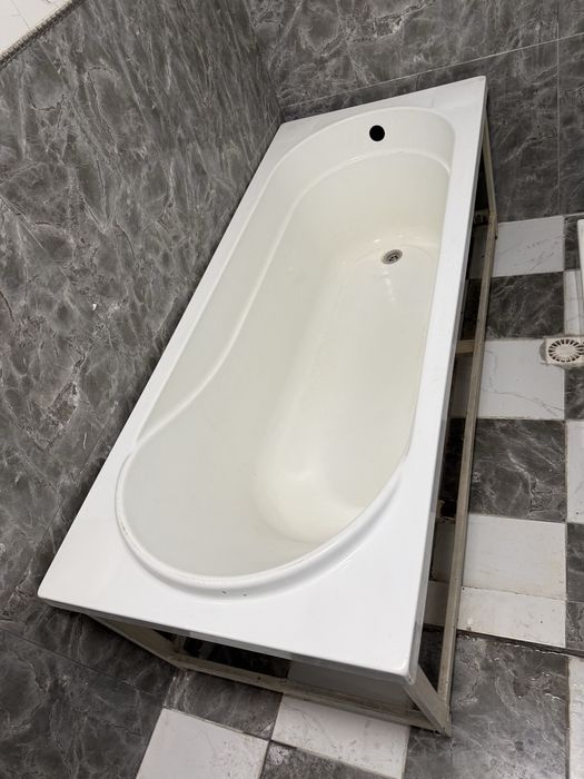 Продам Акриловая ванна