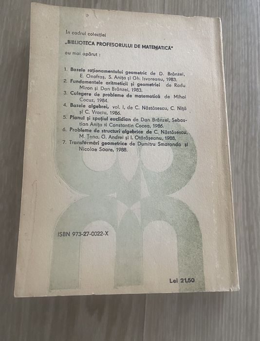 I. R. Safarevici - Notiunile fundamentale ale algebrei, 1989.