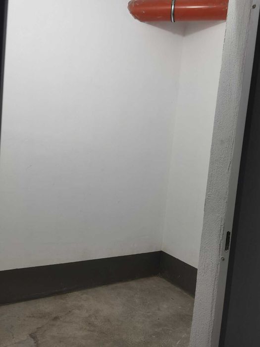 Складове под наем / sklad pod naem до МОЛ Парадайс