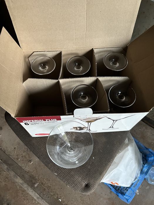 Продам фужеры под Martini