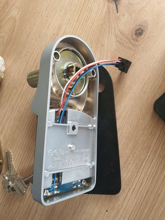 Vand yala electronica digitala Adel