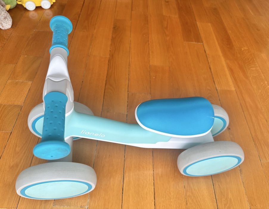 Bicicleta echilibru lionelo