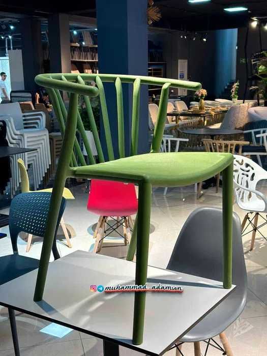 Cтул Jarmin UV-стойкость, нагрузка до 150 кг, бесплатная доставка.