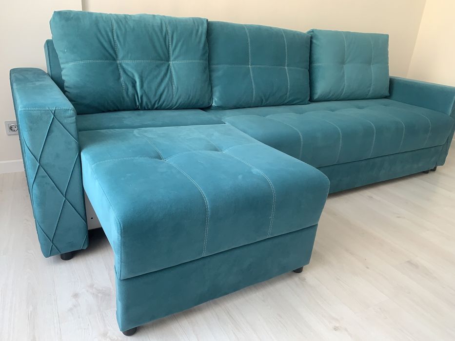 Продам срочно диван 3 метра