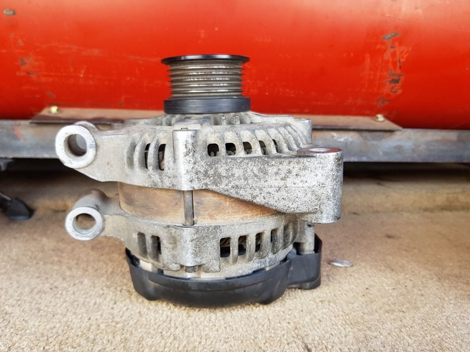 Генератор от Range Rover