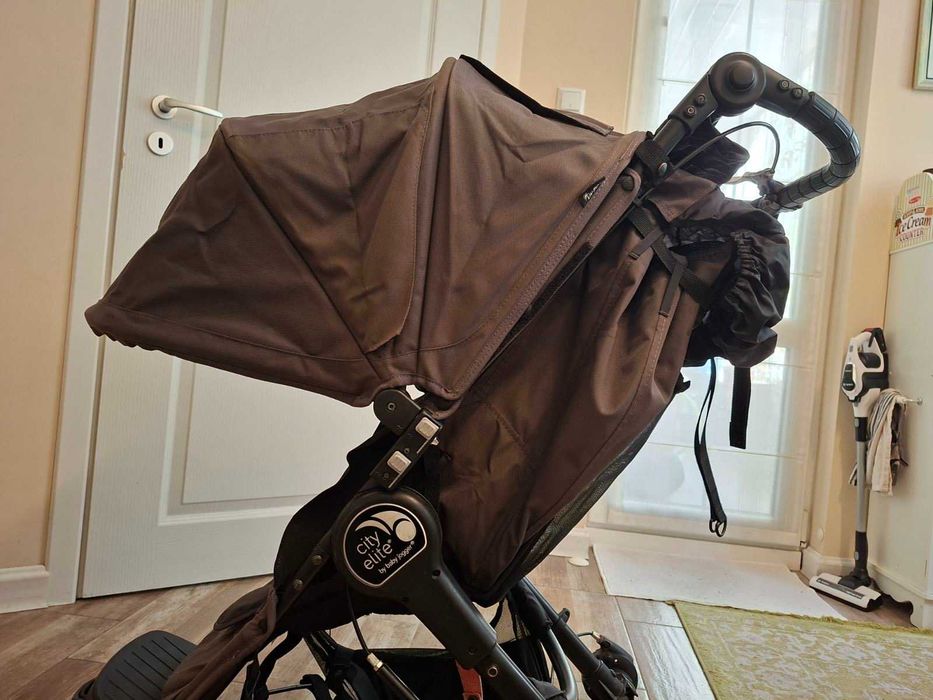 Baby Jogger City Elite проходима количка за до 36 кг дете
