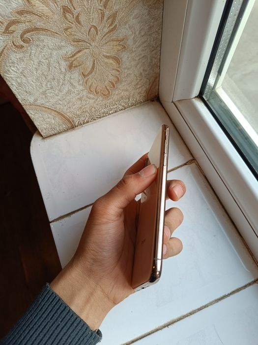Iphone xs hotirasi 64