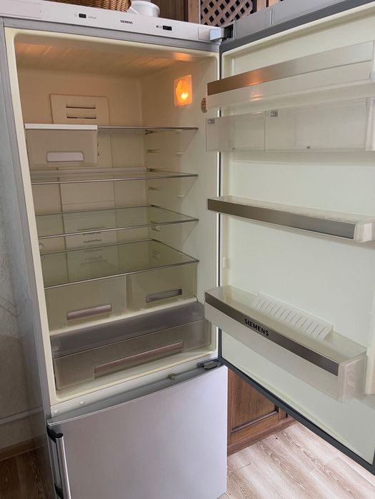 Продается холодильник Siemens