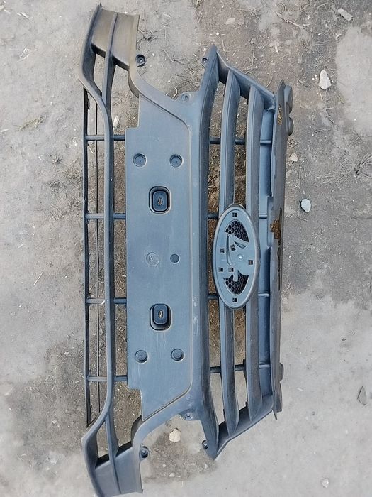 Продам решетку с гранты фл