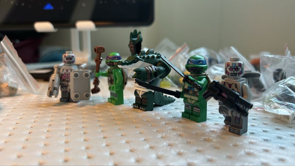 LEGO: Фигурки и самое разное