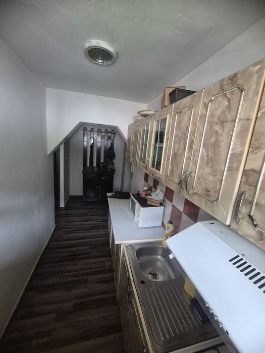 Apartament 2 camere de vânzare – Brezoi, zona Spitalului Orășenesc