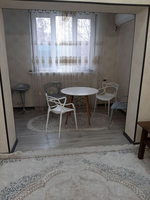 Аренда Ц5 Алайский рынок Метро Абдулла Кодыри 3х ком квартира