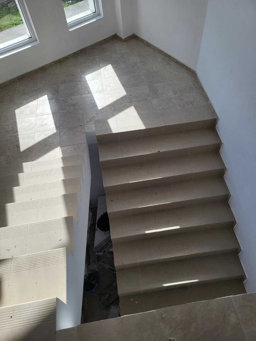 Вътрешни и външни ремонти - плочки, гипсокартон, замазки, шпакловка