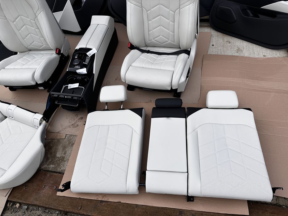 Interior BMW seria 4 G26 impecabil , harman kardon